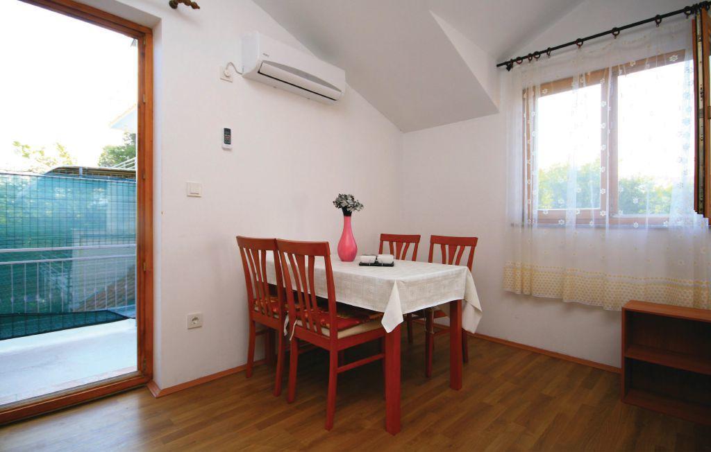 Studio Apartments Izabela Vodice Luaran gambar